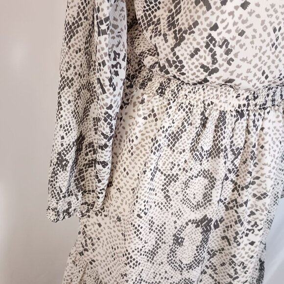J Crew Womens Snake Print Long Sleeve Ruffle Hem Smocked Waist Dress M - Picture 8 of 10